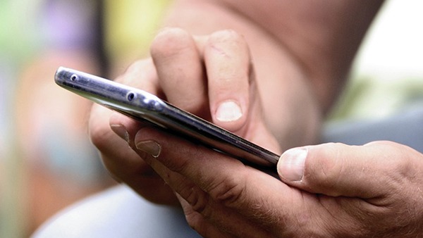 ચોરી થયેલો ફોન સ્વિચ ઓફ હશે તો પણ મળી જશે, બસ આ સેટિંગ કરો