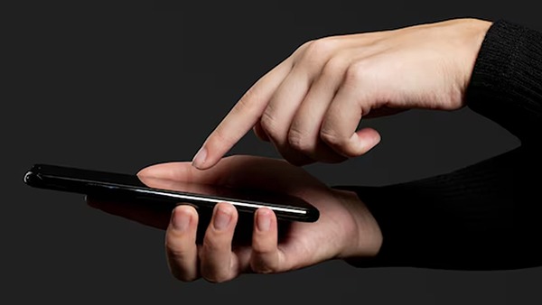 કોણ તમને કરી રહ્યું છે ફોન? ફોનની સ્ક્રીન જોયા વગર જ પડશે ખબર