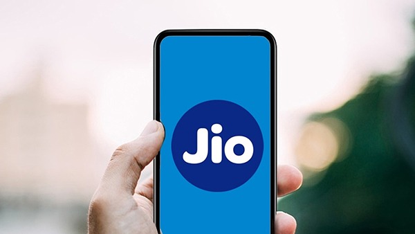 Jioના 5 સસ્તા રિચાર્જ પ્લાન, 300 રૂપિયા કરતા ઓછામાં મળશે ફ્રી કોલિંગ