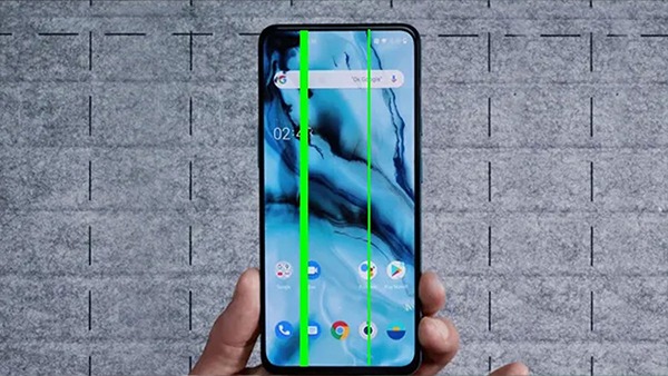 તમારા ફોનમાં પણ દેખાય છે ગ્રીન લાઈન્સ? તો આ રીતે મળશે છૂટકારો