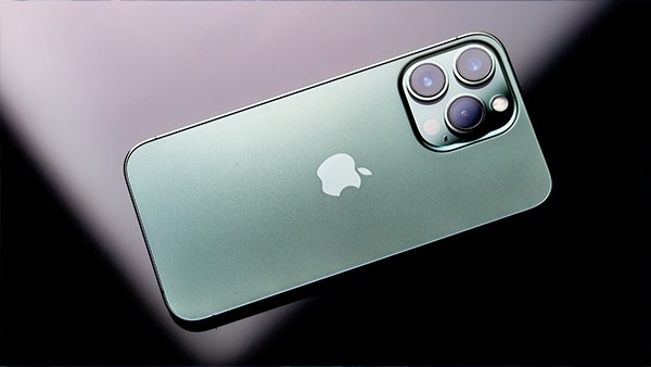 ફેસ્ટિવ સેલમાં ખરીદેલો iPhone નકલી તો નથી ને, આ રીતે જાણો