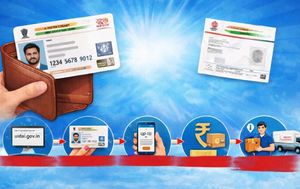अब Aadhaar रखें पर्स में! जानिए क्या है Aadhaar PVC Card और कैसे मंगवाएं घर बैठे