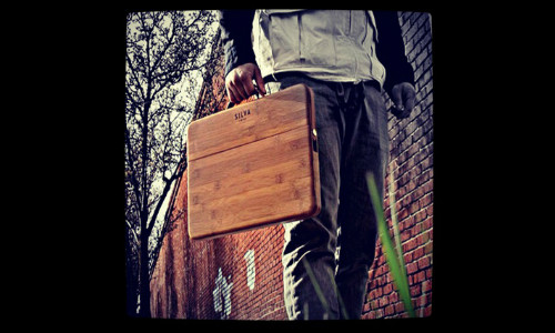 Silva-ltd-custom-bamboo-macbook-pro-case Silva-ltd-custom-bamboo-macbook-pro-case