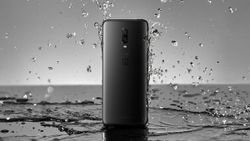 OnePlus ने चीन में नई रेन वॉटर टच तकनीक का प्रदर्शन किया, OnePlus Ace 2 Pro में होगा पेश