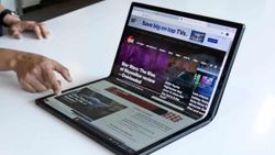 Samsung का पहला फोल्डेबल PC नए वाटरड्रॉप हिंज के साथ होगा लॉन्च