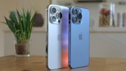 iPhone 16 का लीक हुआ रियर कैमरा मॉड्यूल, होगा एक वर्टिकल लेआउट