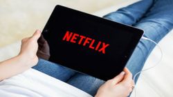 Netflix यूजर्स से छिन सकता है डाउनलोड का ऑप्शन, ऑफलाइन कंटेंट देखना होगा मुश्किल