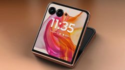 Motorola Razr 50 Ultra भारत में स्नैपड्रैगन 8s जेन 3 SoC, दो 165Hz OLED डिस्प्ले के साथ लॉन्च