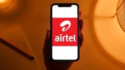 Airtel का न्यू ईयर गिफ्ट: 398 रुपये में कॉल, डेटा और Hotstar सब्सक्रिप्शन का मजा