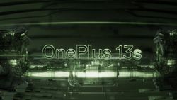 OnePlus 13s के लॉन्च से पहले ऑनलाइन सामने आई डिवाइस की कीमत; चेक करें डिटेल्स  