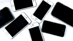 ₹45000 के अंदर ये हैं 2026 के बेस्ट गेमिंग Smartphones, BGMI और COD के लिए परफेक्ट चॉइस