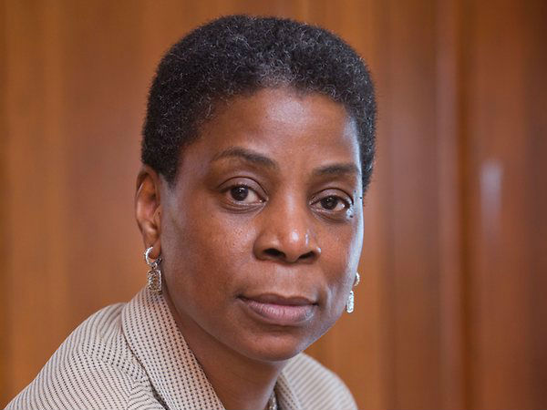 उरसुला बर्न (Ursula Burns) उरसुला बर्न (Ursula Burns)