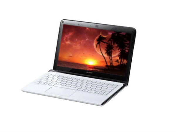 सोनी वायो SVE11115EN (Sony VAIO SVE11115EN) सोनी वायो SVE11115EN (Sony VAIO SVE11115EN)