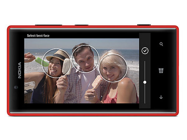 Nokia launches Lumia 520 in India at Rs 10500