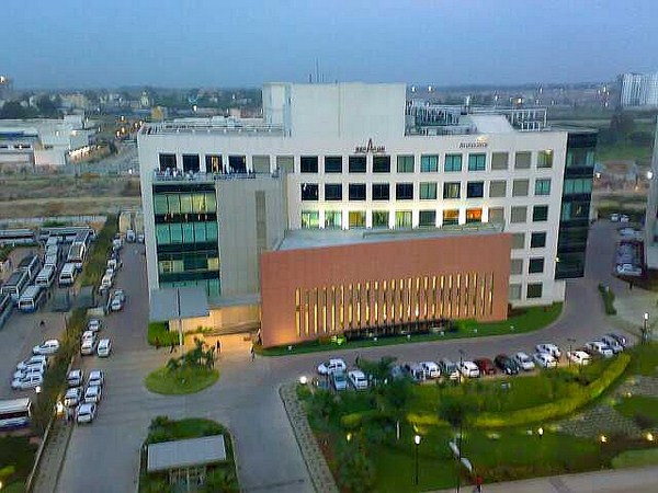 ईको स्‍पेस टेक पार्क 