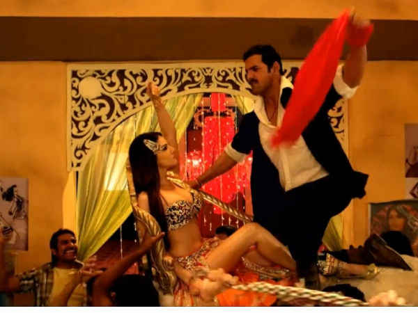 Sunny Leone's item song 'Laila'