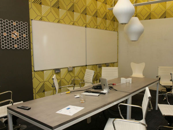 फोरस्‍क्‍वायर ऑफिस 