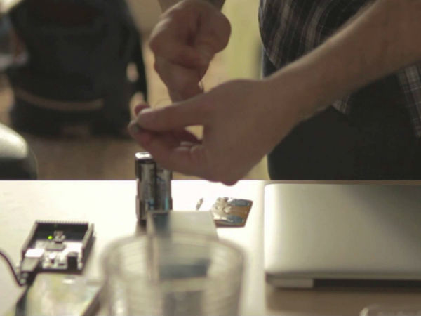 कैसे काम करता है फंडावियर देखें 