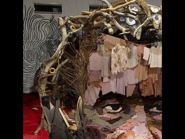 कबाड़ से बनाई गई हैं ये तस्‍वीरें 