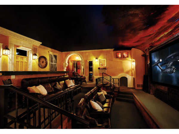  High tech Home Theaters 