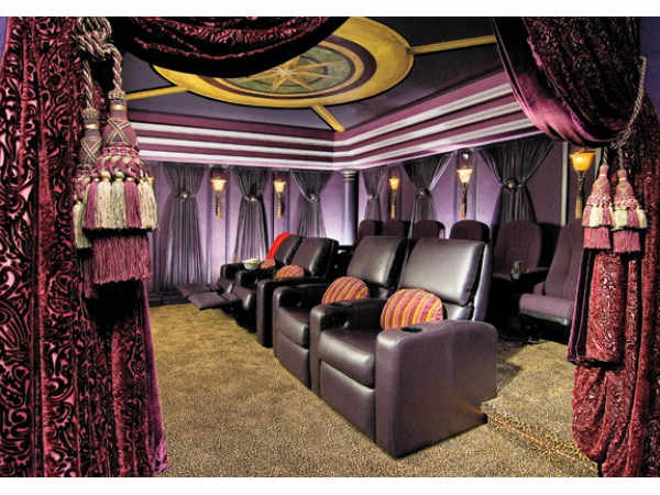  High tech Home Theaters 