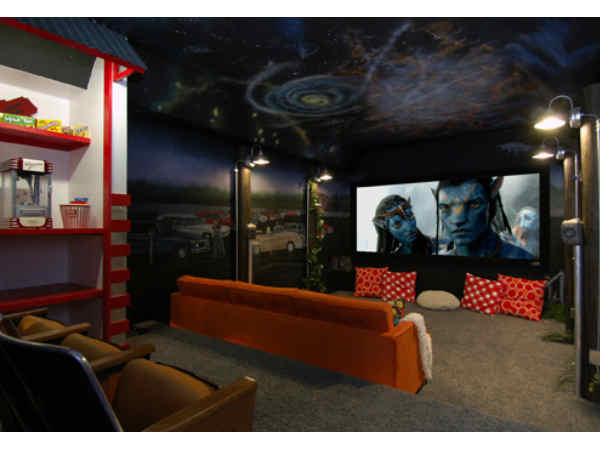  High tech Home Theaters 