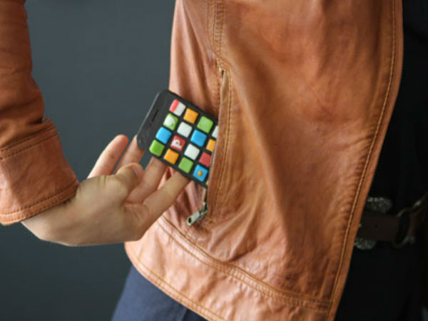 शर्ट की पॉकेट में फोन न रखें 