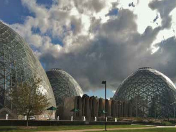 AmazonGlass Dome Headquarters In Seattle