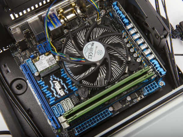 संभल कर सफाइ करें 