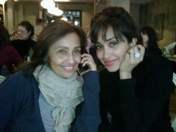 Jiah Khan's twitter life pics 
