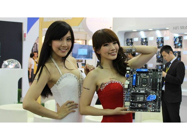 Computex 2013 Bhooth Babes