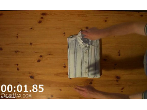 Fold shirts 2 second