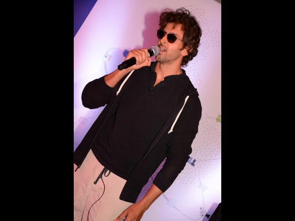 Hrithik Roshan during krrish 3 poster release