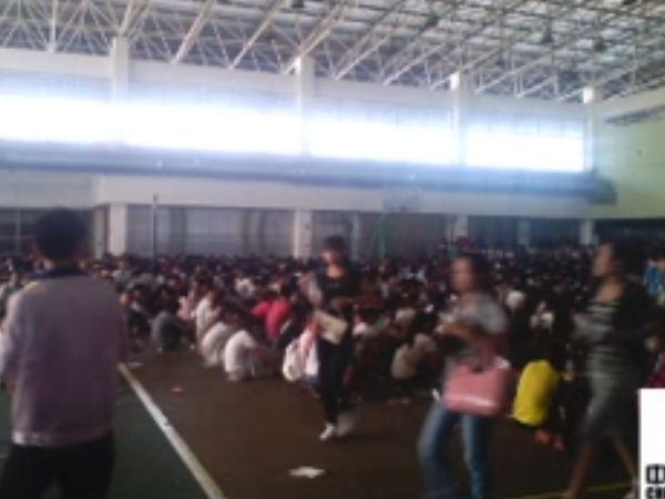  Apple's Chinese iPhone Factories workers 