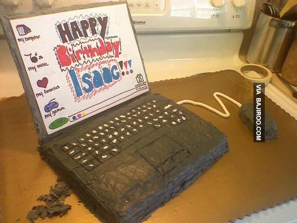 Amazing laptop themed cakes  