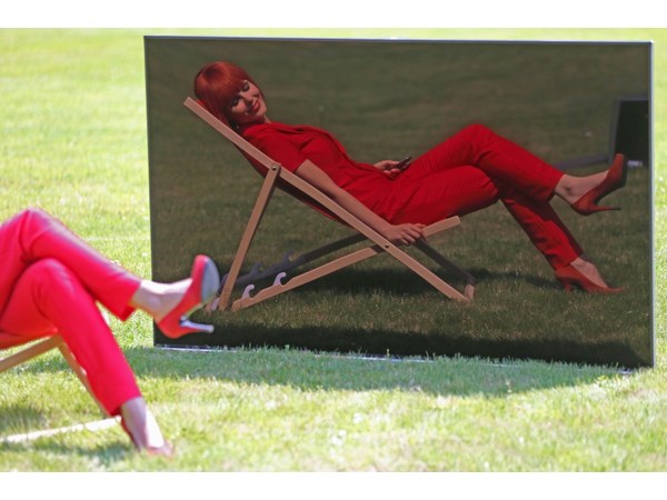 Samsung Electronics - Design LED-TV UE55F8590