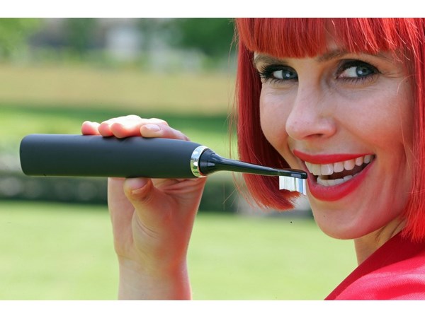 Philips GmbH - BlackDiamonClean