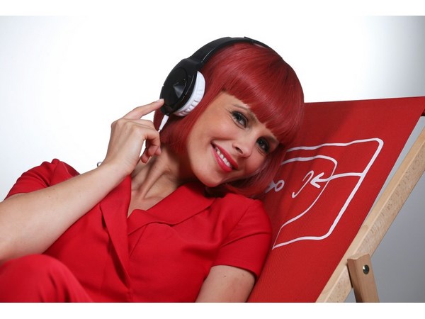 Pioneer Electronics - SE-MJ751i