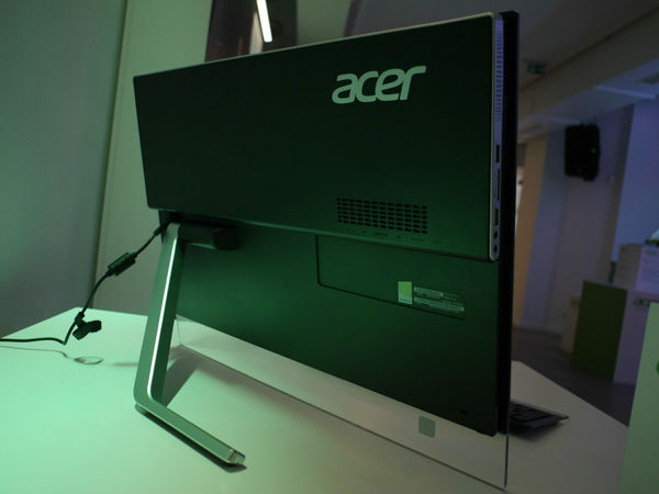 Acer Aspire U5-610 all in one packs