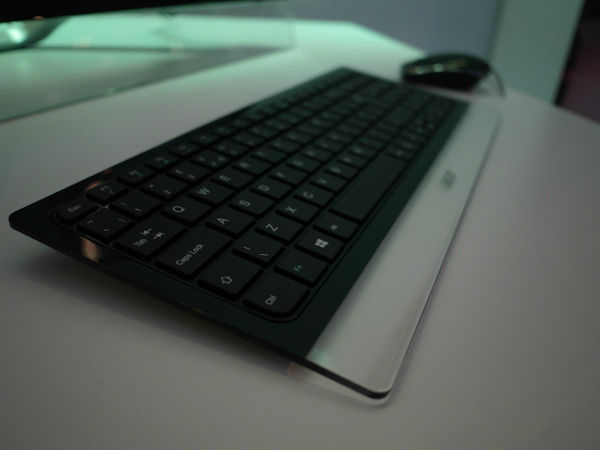 Acer Aspire U5-610 all in one packs