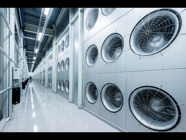 Facebook’s Data Center