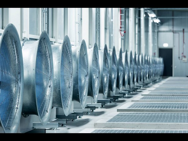  Facebook’s Data Center