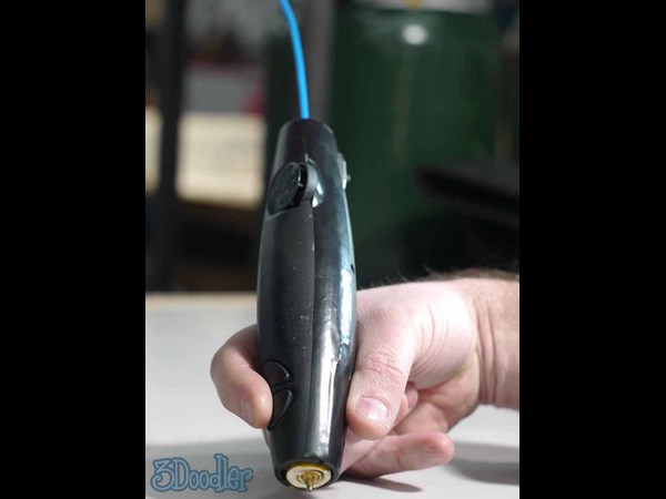 World’s First Real-Time 3D Printing Pen 