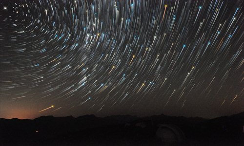 शनीवार को अंतरिक्ष में होगी उल्का वर्षा शनीवार को अंतरिक्ष में होगी उल्का वर्षा