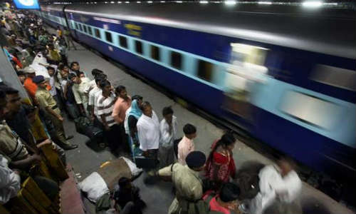 नई दिल्ली रेलवे स्टेशन पर वाई-फाई ब्रॉडबैंड सेवा लांच