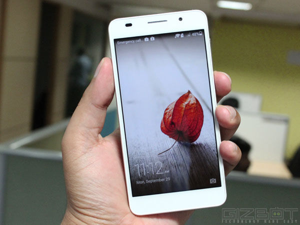 Bright and Crisp Full HD Display