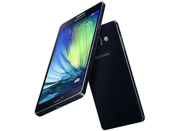 सैमसंग ने लांच किए दो नए मेटल स्‍मार्टफोन 