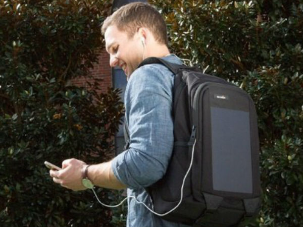 A solar-powered backpack A solar-powered backpack