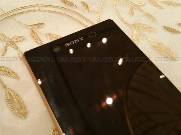 Screen and body Screen and body