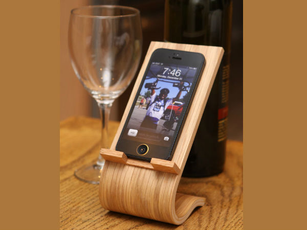 ऑफिस टेबल पर काम आंएगी चीजें